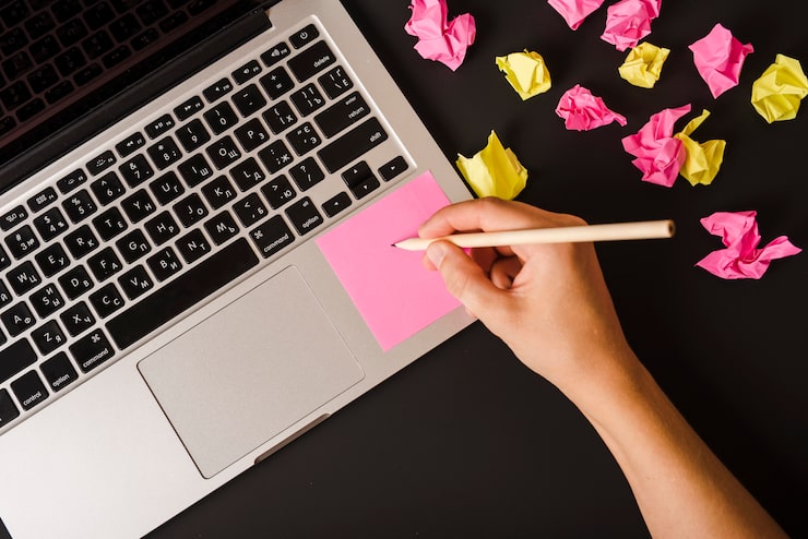 Beispiel eines beeindruckenden Design-Portfolios auf einem Laptop